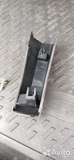 Правая заглушка Релинга x-trail t 30