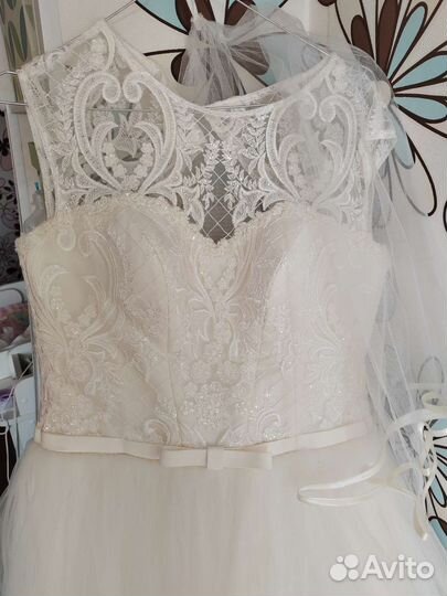 Свадебное платье 46 48