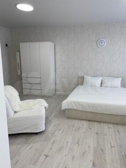 Квартира-студия, 40 м², 16/18 эт.
