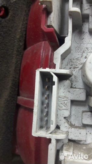 Фонарь правый Skoda Octavia