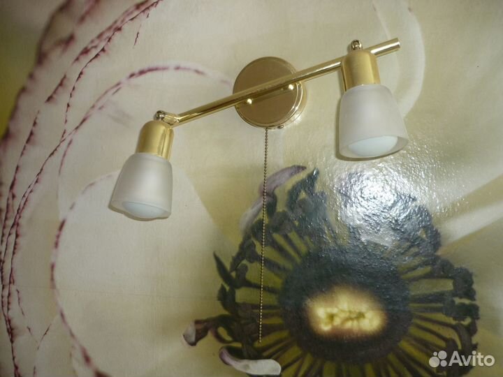 Настенный светильник бра