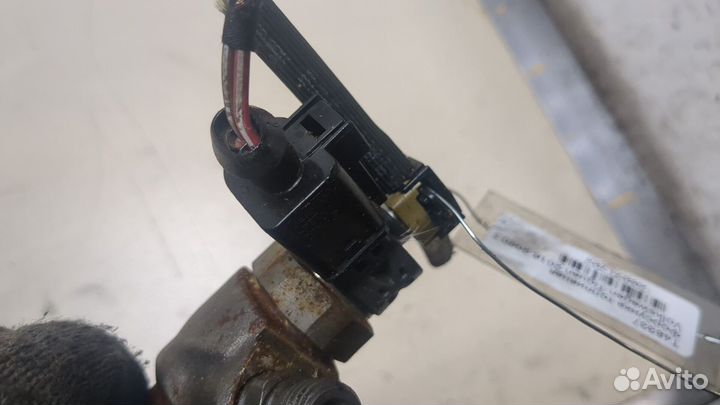 Форсунка топливная Volkswagen Tiguan, 2017