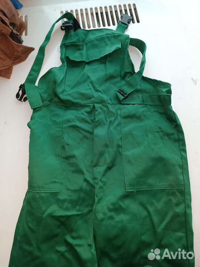 Комбинезон, костюм рабочий