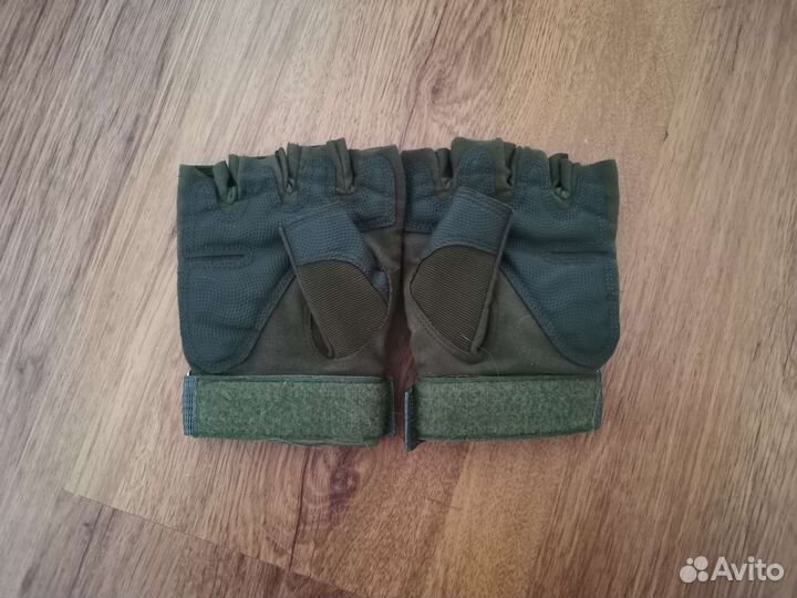 Перчатки тактические