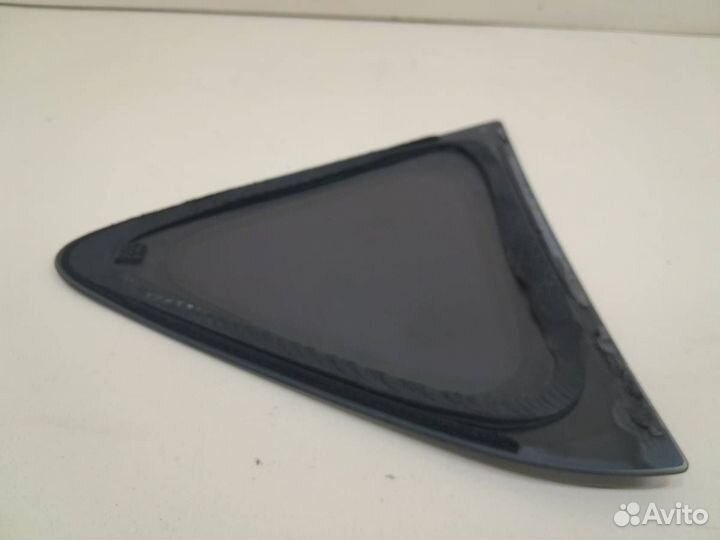 Стекло кузовное глухое левое Mazda Mazda 3 BL 2009