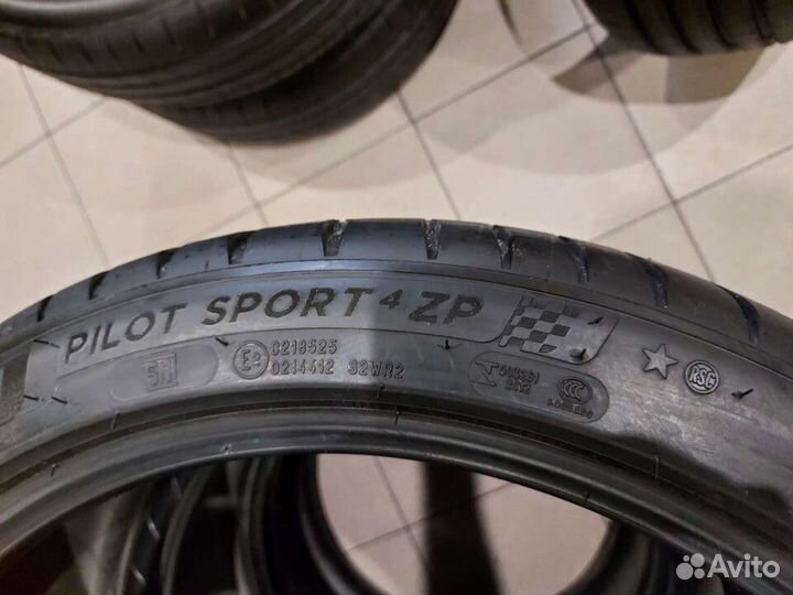 Michelin Pilot Sport 4 245/40 R19 98Y