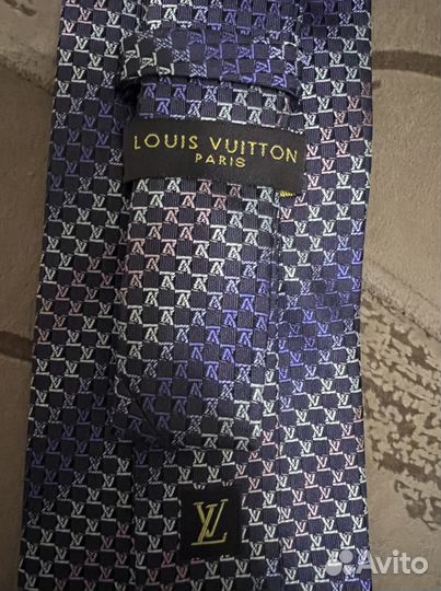 Галстуки Gucci и Louis Vuitton
