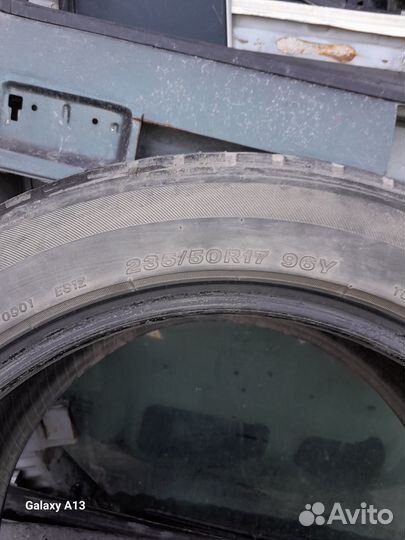 Bridgestone Potenza RE 050A l 235/50 R17