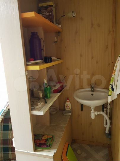 Дом 30 м² на участке 8 сот.