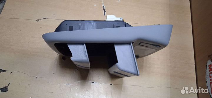 Плафоны с очечником Subaru