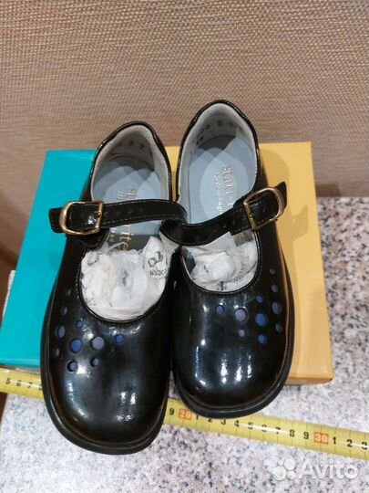 Туфли для девочки 25 размер