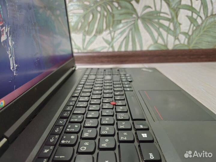 Lenovo на Core i7x8 c 10Gb RAM, 2 диска SSD+HDD