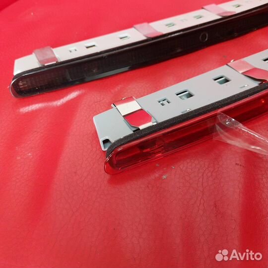 Мерседес 203 Дополнительный стоп-сигнал