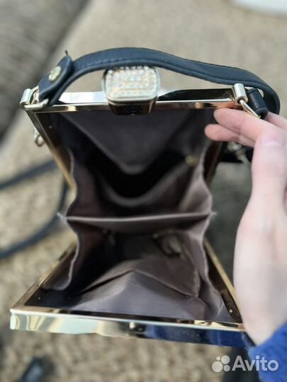 Сумка клатч бокс с вышивкой