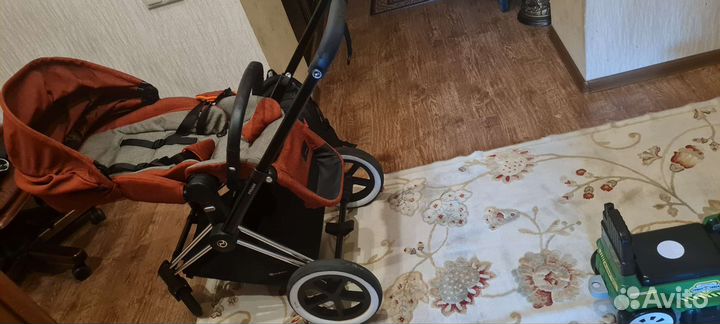 Прогулочная коляска бу Cybex priam
