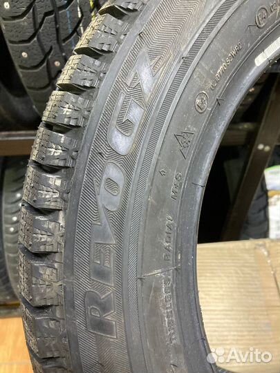 Bridgestone Blizzak Revo GZ 185/60 R15 84S