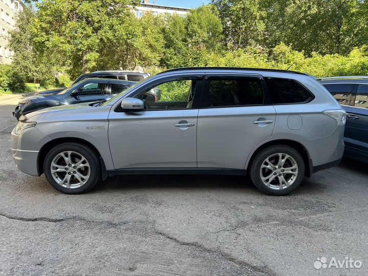 Mitsubishi Outlander 2.0 CVT, 2012, 152 000 км