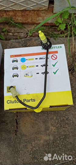 Трубка выжимного подшипника