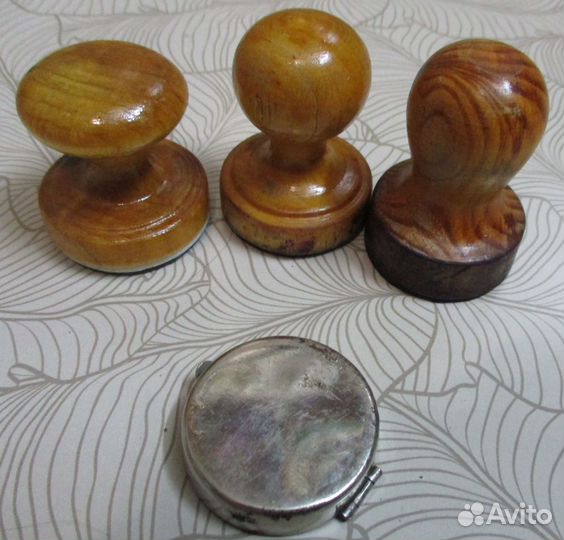 Штемпельная подушка и круглая печать деревян. СССР