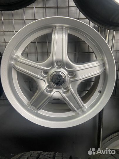 Новые диски R15 5 105 Шевроле Авео 5 болтов