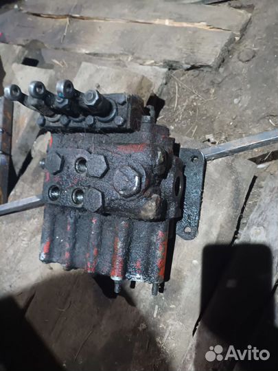 Гидрораспределитель