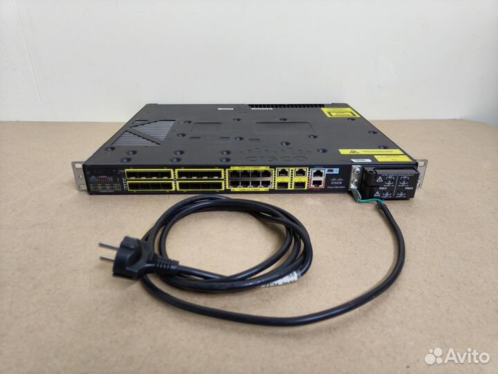 Промышленный коммутатор Cisco CGS-2520-16S-8PC