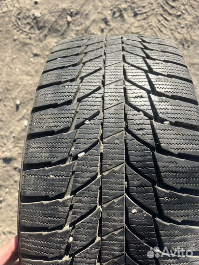 Triangle Snowlink PL02 235/45 R18