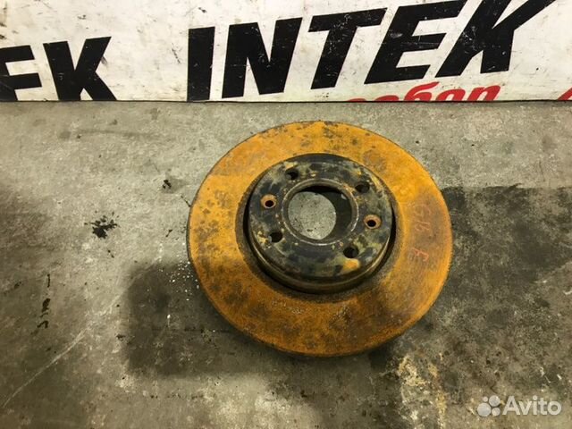 Тормозной диск передний левый Nissan Almera G15