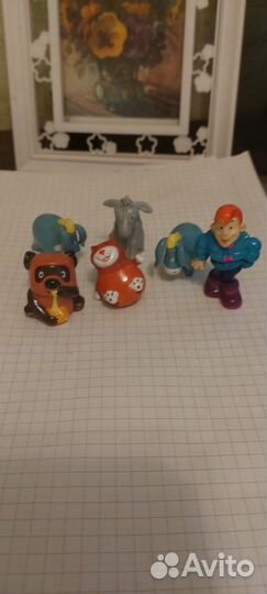 Игрушки из киндер сюрприза 90-е гг