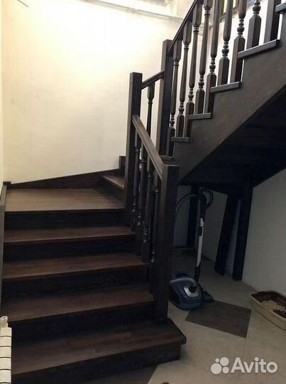 Лестница для офиса