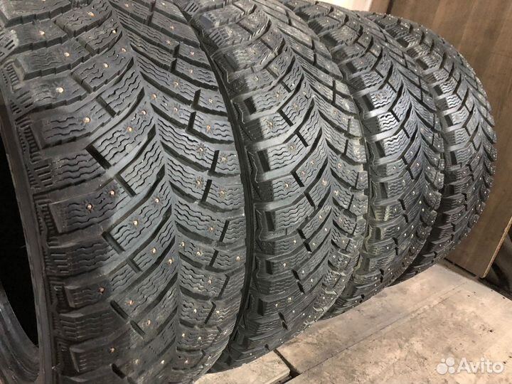 Michelin X-Ice North 4 205/55 R16