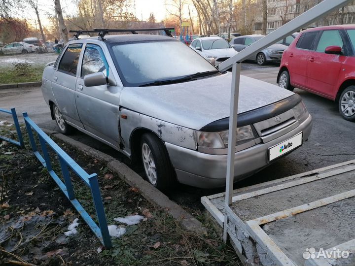 ВАЗ 2110 1.5 МТ, 2003, битый, 351 000 км