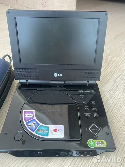 Портативный видеопроигрыватель LG DVD плеер