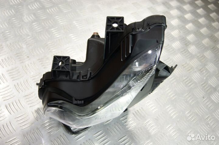 Фара Honda honda VFR1200 2012