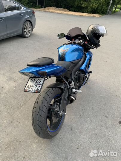 Suzuki gsx-r 750 k7