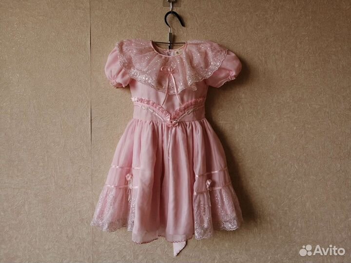 Платье для девочки на 5-6 лет, нарядное, розовое