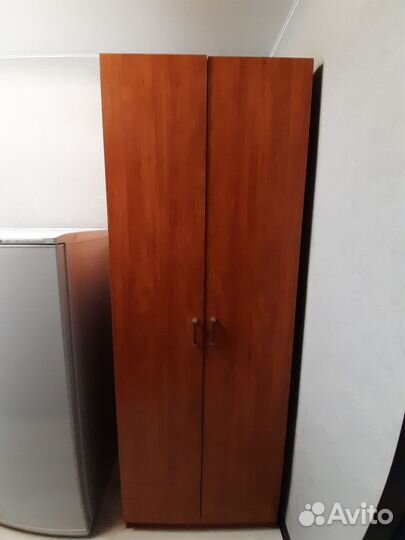 Шкаф