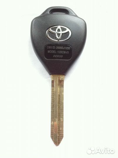 Чип ключ тойота камри v40