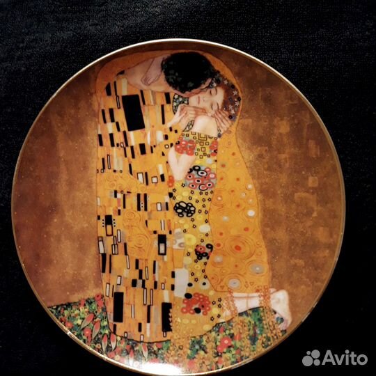 Коллекционн настенн.тарелка Густав Климт «Поцелуй