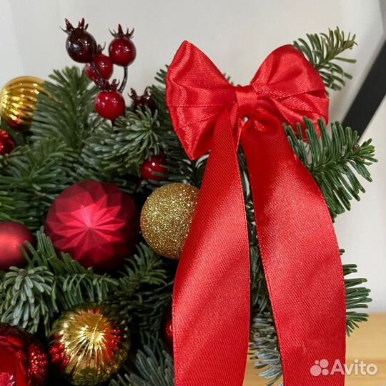 Новогодняя композиция из нобилиса Тюмень