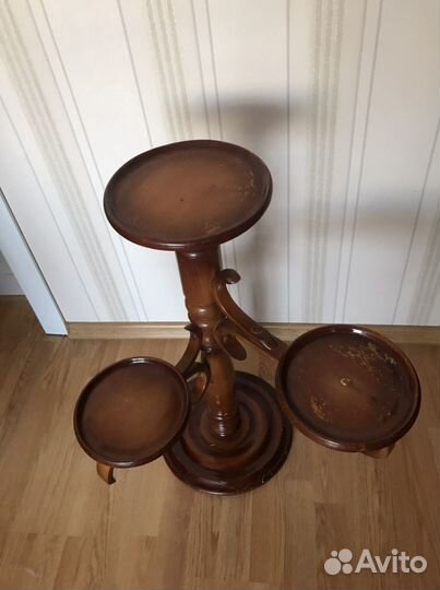 Подставка под цветы