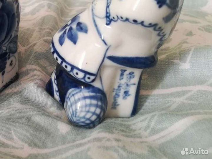 Гжель. Вязальщица. Рукодельница, подпись автора