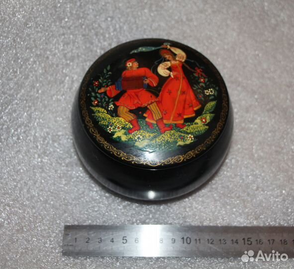 Винтажная шкатулка