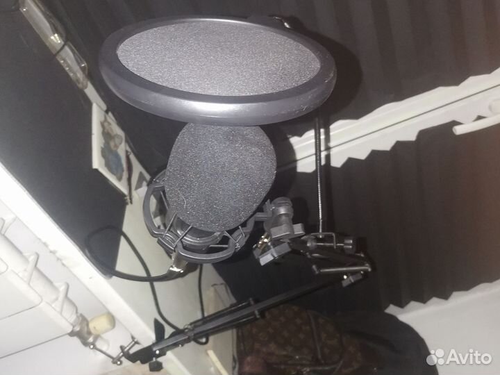 Конденсаторный микрофон xlr