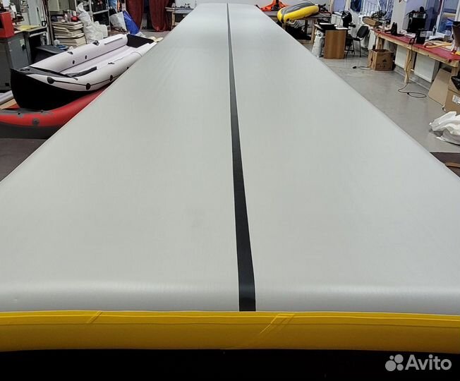 Надувной гимнастический мат