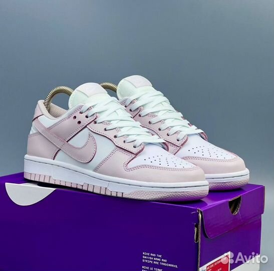 Женские кроссовки Nike Dunk Pink
