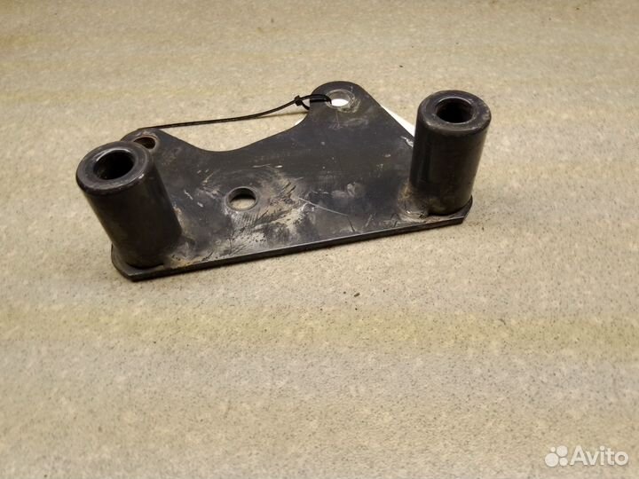 Пластина замка опоры кабины LH 6 серия scania