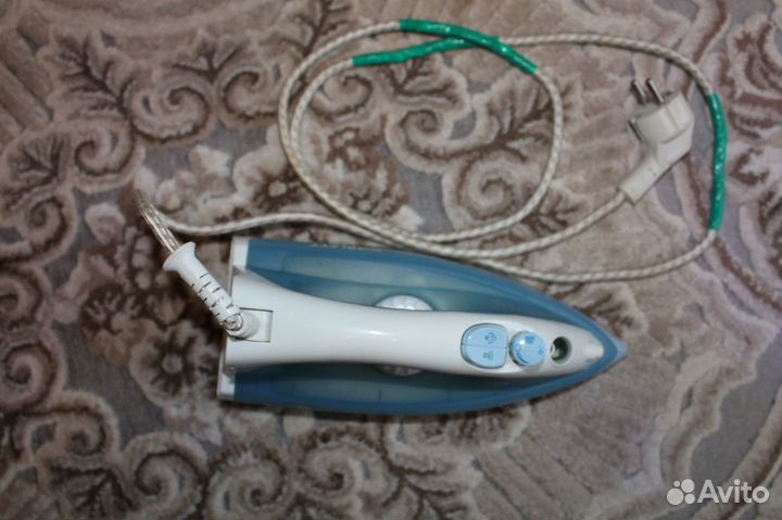 Продаётся утюг Scarlett Ralph model: SC-1131S