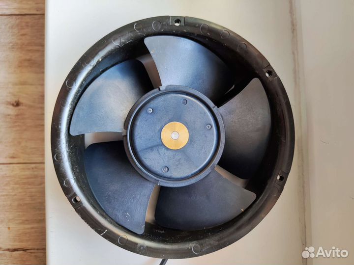 Канальный вентилятор Nidec Beta SL BKV 301 216/77