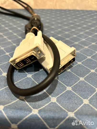 Кабель для компьютера